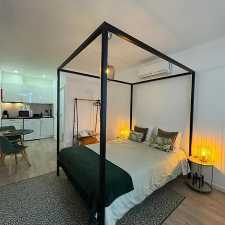 Ddm - O Paraiso Do Sitio Da * Назаре